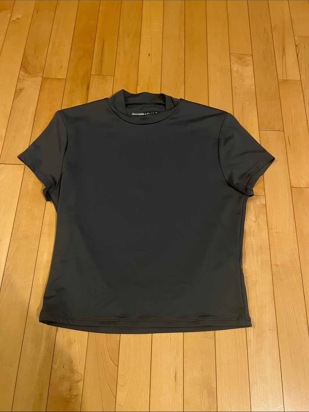 Abercrombie Size Medium Grey Crop Top Turtleneck